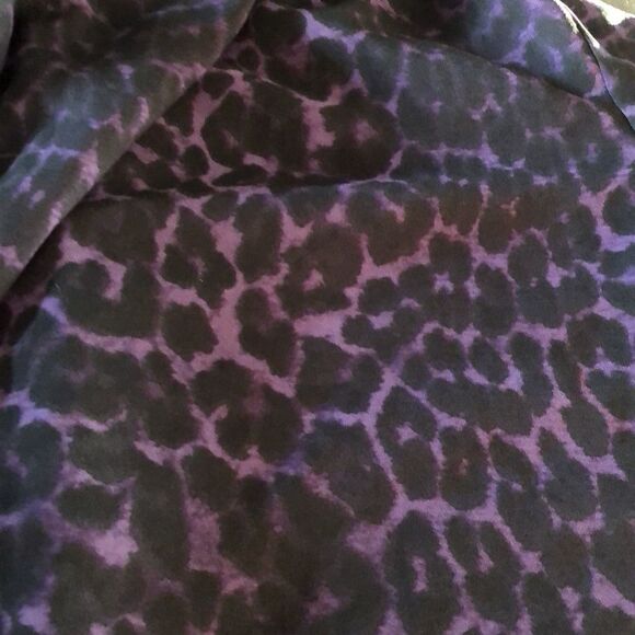 Ann Taylor Leopard Ruffle Purple Black Blouse size medium - Picture 5 of 5